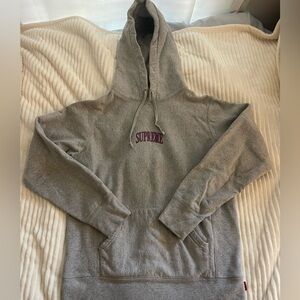 Supreme Sweatshirt - Men’s S